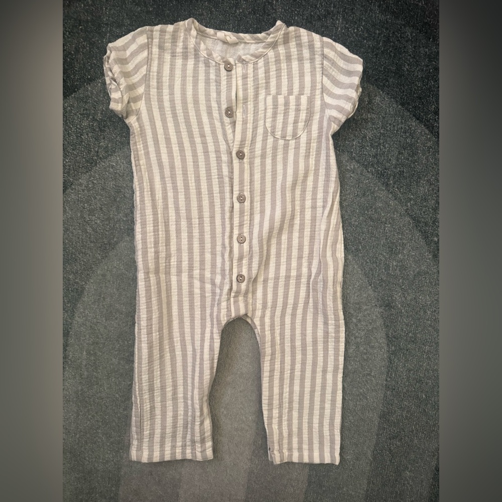 Quincy Mae Striped Cream and Gray Bodysuit
